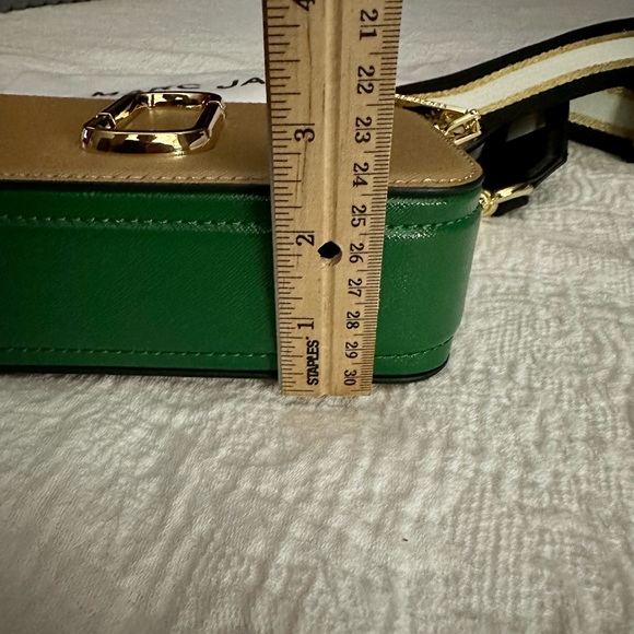 Crossbody - Picture 3 of 8